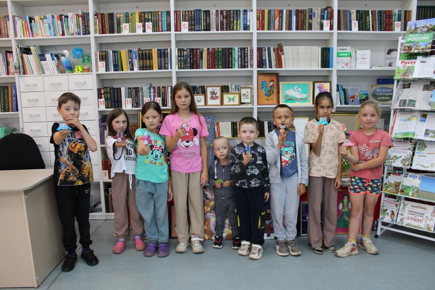 💥 Творческий час " Книжкина подружка"📚